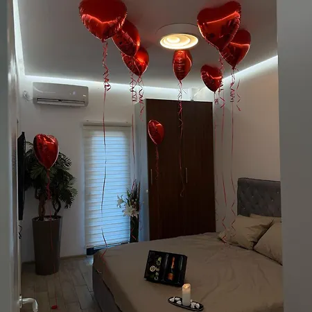 Prázdninový dům Ada Moment Splav- Kuca Na Reci Beograd- Floating House On Sava River ,belgrade *