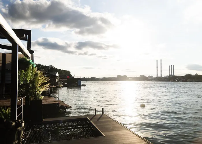 Ada Moment Splav- Kuca Na Reci Beograd- Floating House On Sava River ,belgrade * Belgrade