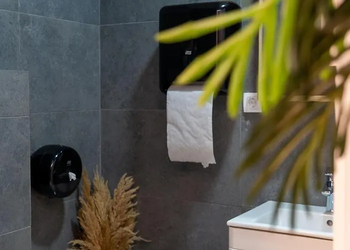 Ada Moment Splav- Kuca Na Reci Beograd- Floating House On Sava River ,belgrade Belgrade